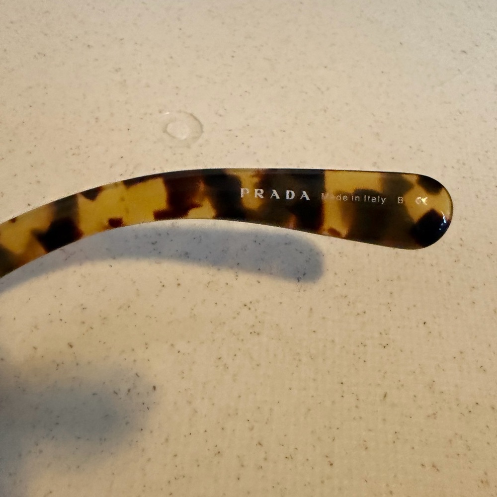 Model: Prada Minimal Baroque Common Model Number:… - image 7